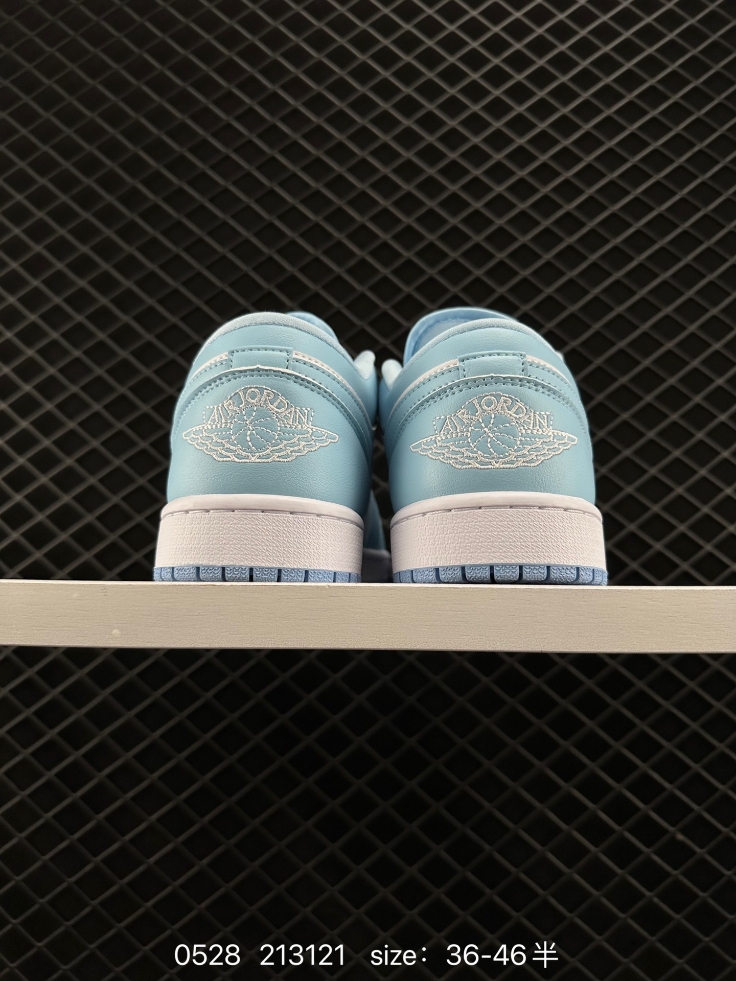 Air Jordan 1 Low AJ1